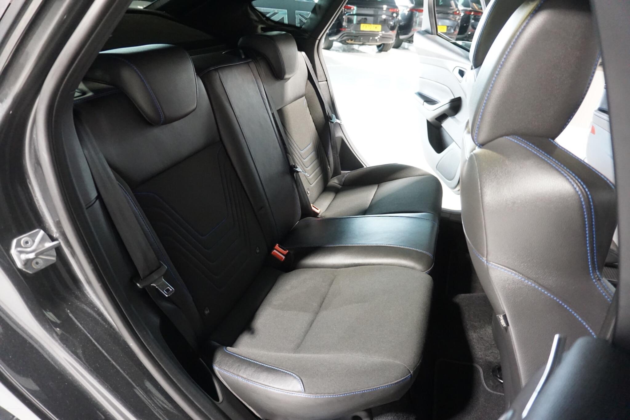 Ford Focus 2.3T EcoBoost RS Hatchback 5dr Petrol Manual AWD Euro 6 (s/s) (350 ps)